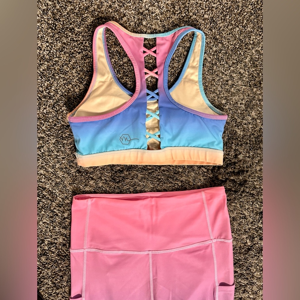 Maven Thread Gradient Ombré Pink and Blue Sports Bra & Leggings - Picture 3 of 8